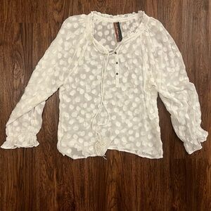 Aratta sheet White Textured Blouse